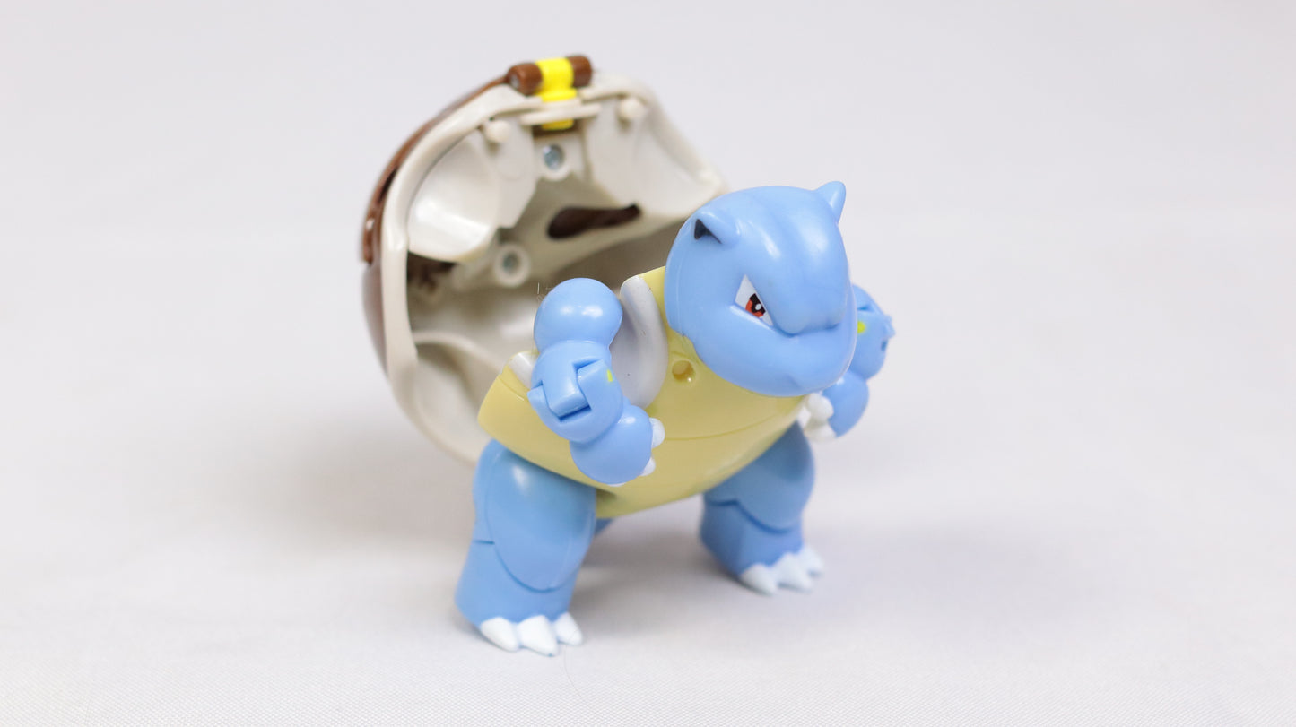 Pokémon Articulado - Blastoise na Pokébola (na Caixa)