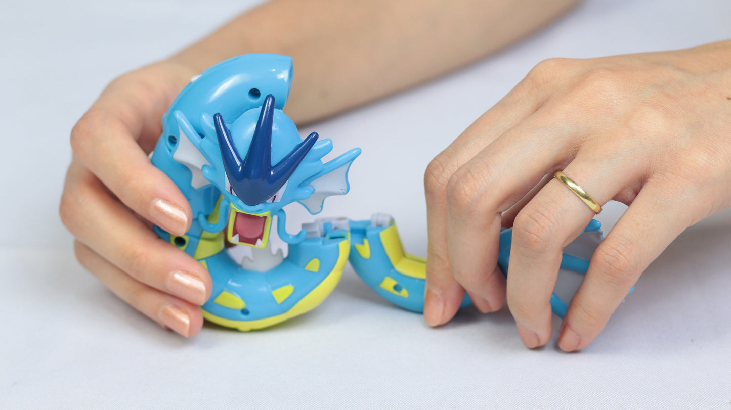 Pokémon Articulado - Gyarados + Great Ball (na Caixa)