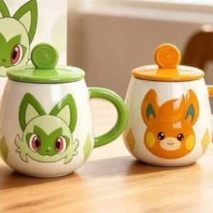 Kit Caneca com Tampa (Cerâmica) - Pawmi e Sprigatito (2 unidades)